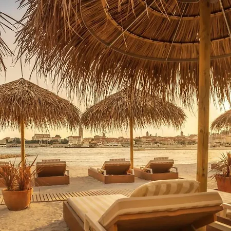 Imperial Heritage Hotel, Valamar Collection (adults Only) Hotel Rab Town