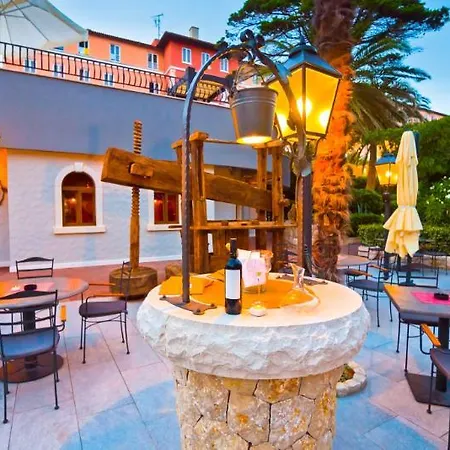 호텔 Imperial Heritage Hotel, Valamar Collection (adults Only) 라브
