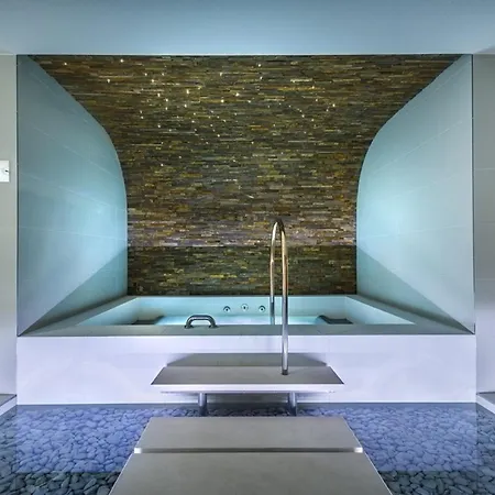 Imperial Heritage Hotel, Valamar Collection (adults Only) Ραμπ