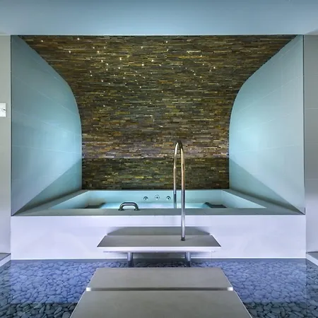 Imperial Heritage Hotel, Valamar Collection (adults Only) Hotel Rab Town